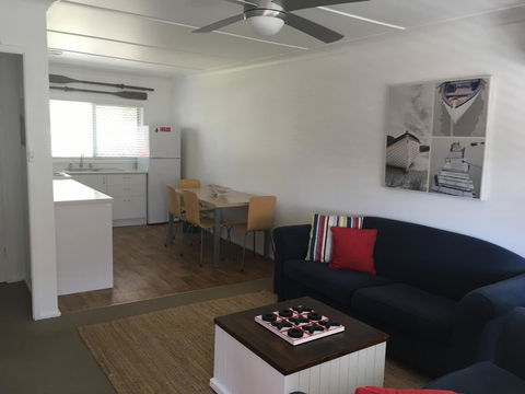 Tomaree Lodge - Accommodation 4U 1