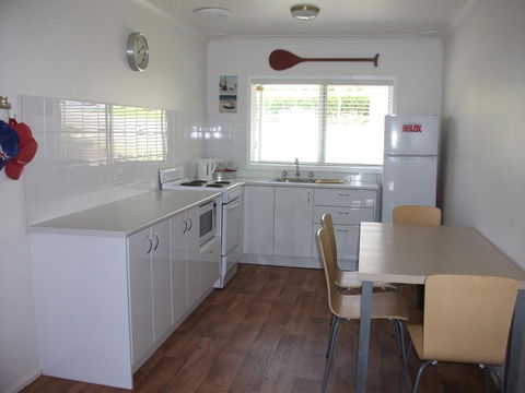 Tomaree Lodge - Accommodation 4U 2