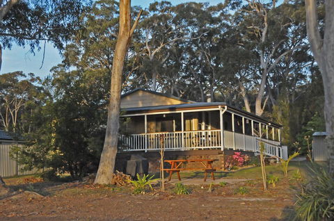 Bush & Bay Cottage - Accommodation 4U 1