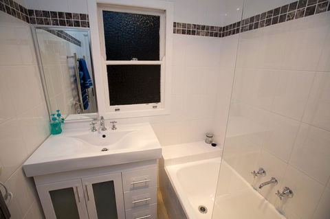 Bush & Bay Cottage - Accommodation 4U 10