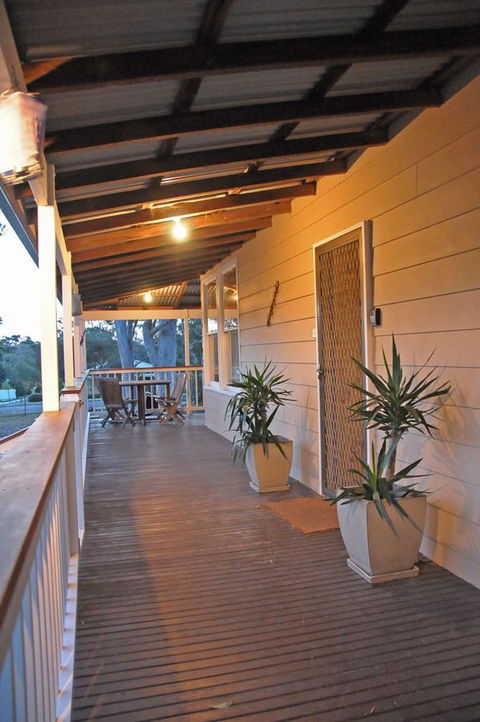 Bush & Bay Cottage - Accommodation 4U 19