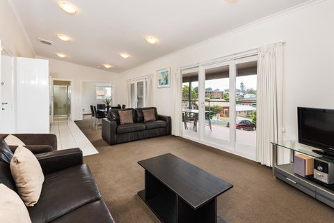 Horizon Holiday Apartments - Accommodation 4U 8