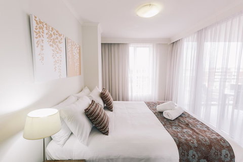 Newcastle Central Plaza Apartment Hotel Official - Accommodation 4U 4