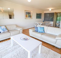 Coastal Horizons Beach House - Accommodation 4U
