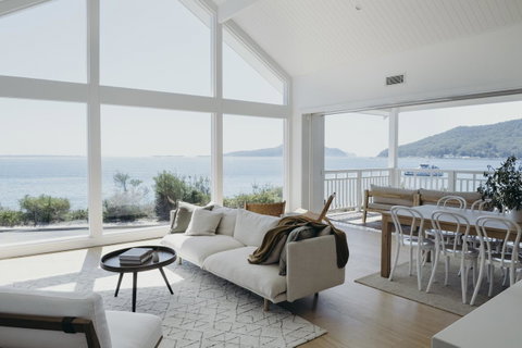 Salt At Shoal Bay - Accommodation 4U 0