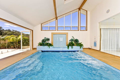 One Mile Mansion - Private Coastal Retreat FREE FAMILY ADVENTURE PASS - Accommodation 4U 4