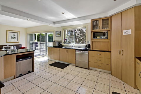 Bundanoon Lodge - Accommodation 4U 28