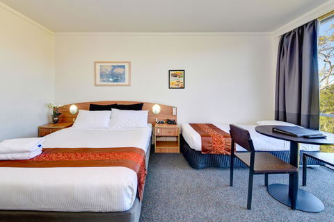 The Select Inn Ryde - Accommodation 4U 4