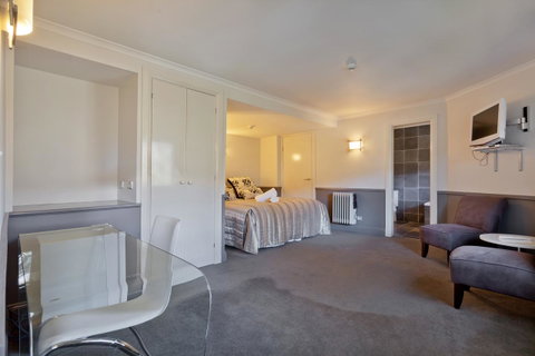 Pure Chalet Thredbo - Accommodation 4U 11