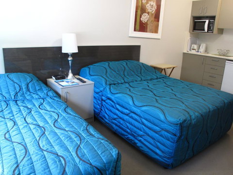 Strathfield Executive Accommodation - Accommodation 4U 32