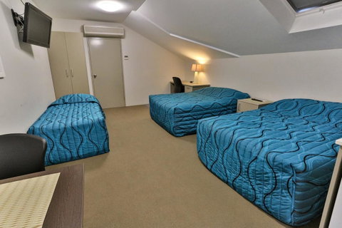 Strathfield Executive Accommodation - Accommodation 4U 13