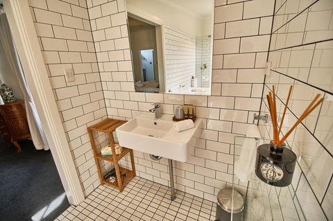 The Bronte Boutique Hotel - Accommodation 4U 21