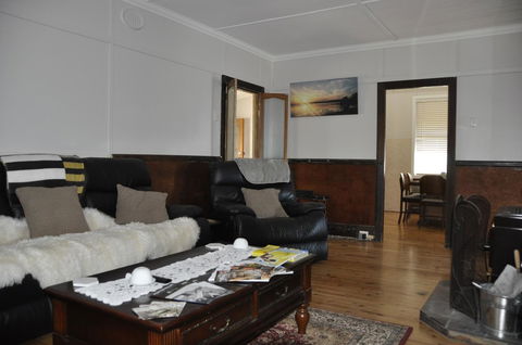 Caledonia Cottage - Accommodation 4U 11
