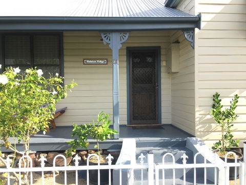 Caledonia Cottage - Accommodation 4U 6