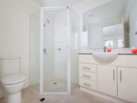 Seaspray Villa 5 - Accommodation 4U 5