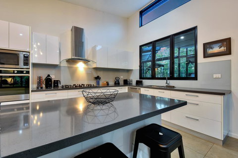 'Tropical Oasis - Darwin NT - Accommodation 4U 5