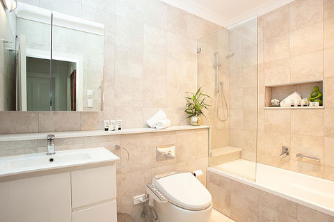 Art Deco Apartment With Breathtaking Water Views - Accommodation 4U 2