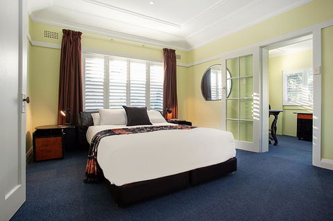 Art Deco Apartment With Breathtaking Water Views - Accommodation 4U 1