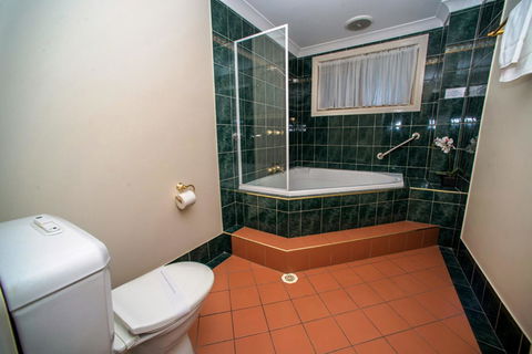 Beaches Serviced Apartments - Accommodation 4U 33