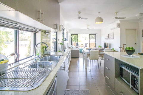 ZEN QUEST - The NOMADS PAD Near Nightcliff Markets & Sunset Foreshore - Accommodation 4U 25
