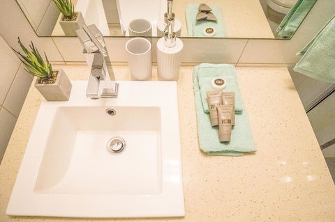 ZEN QUEST - The NOMADS PAD Near Nightcliff Markets & Sunset Foreshore - Accommodation 4U 20