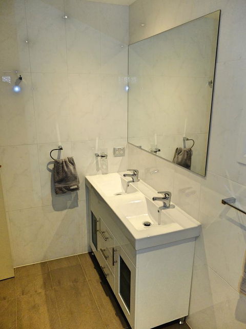 Rock Wallaby - Accommodation 4U 7