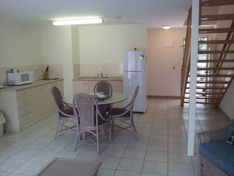 Nelson Bay Breeze - Accommodation 4U 35