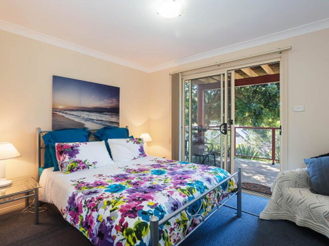 Bonito At Bagnalls Beach' 1/6 Bonito Street - Pet Friendly, Air Conditioning - Accommodation 4U 1