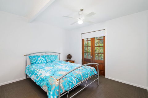 BONNY BEACH HOUSE - Holiday Accomodation With Pool - Accommodation 4U 1