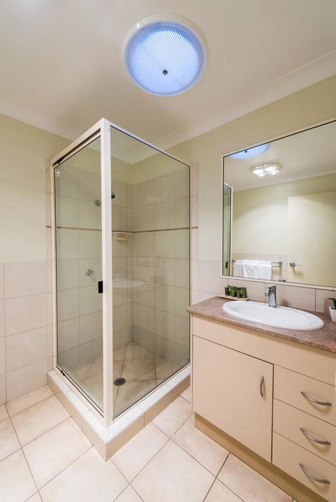 Bottletree Apartments On Bridge - Accommodation 4U 3