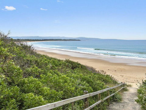 Bowery Beach House - Spacious Family Accommodation - Accommodation 4U 3