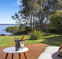 Braeside - waterfront fireplace - Accommodation 4U