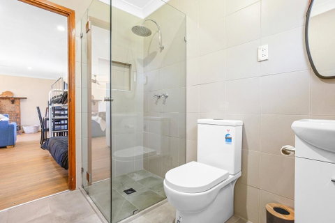 Braeside Cabin Two - Alphitonia - Accommodation 4U 1