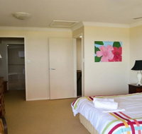 Breakers 1/10 - Accommodation 4U