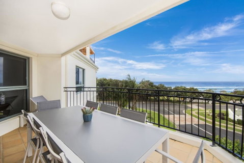 Breakers 2/12 - Accommodation 4U 0