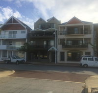 Breakwater Short Stay - Accommodation 4U