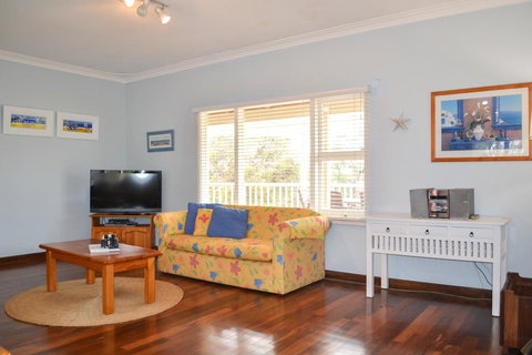 Bremer Riverfront Views To The Sea - Accommodation 4U 3