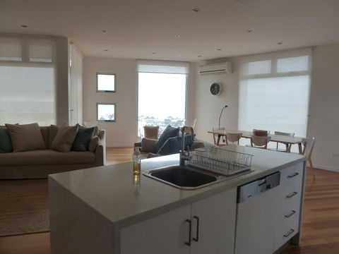 Bridport Horizon Views - Accommodation 4U 2