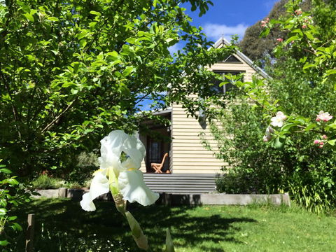 Brigadoon Cottages - Accommodation 4U 2
