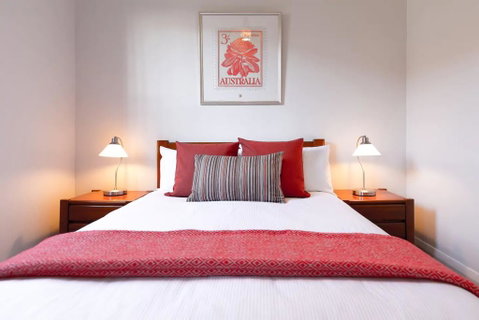 Bright And Elegant Executive 3 Bedroom Family Home - Accommodation 4U 3