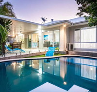 Broadbeach Waters Home With Private Pool - Accommodation 4U