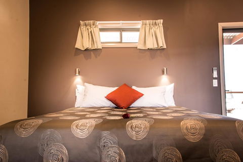 Broken Hill Outback Resort - Accommodation 4U 2