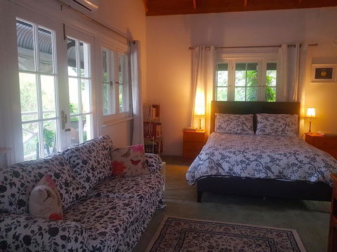 Brookvale House Balingup - Accommodation 4U 1