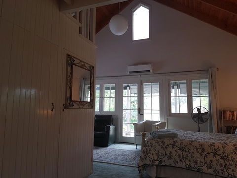 Brookvale House Balingup - Accommodation 4U 2