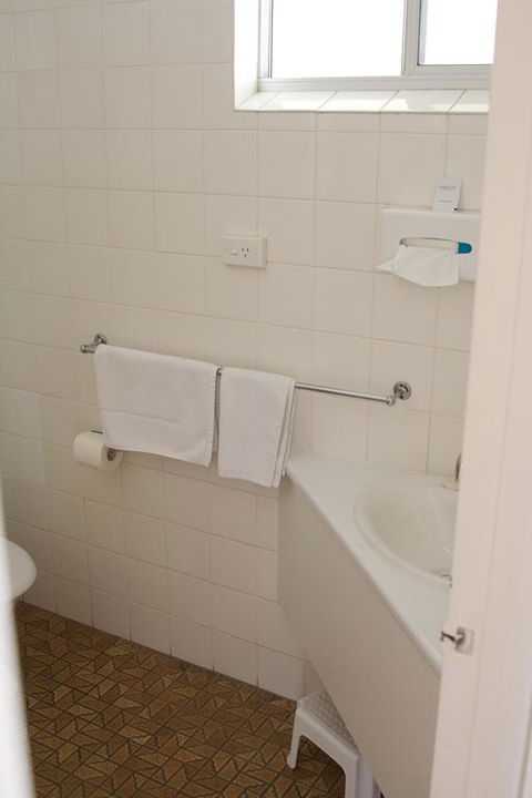 Buckaroo Motor Inn - Accommodation 4U 3