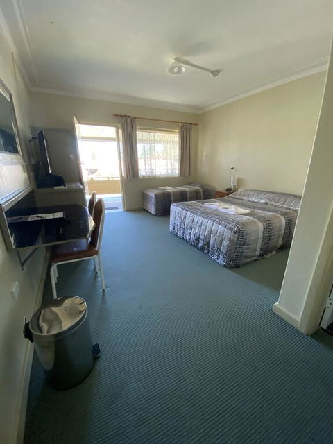 Bucketts Way Motel Gloucester - Accommodation 4U 1