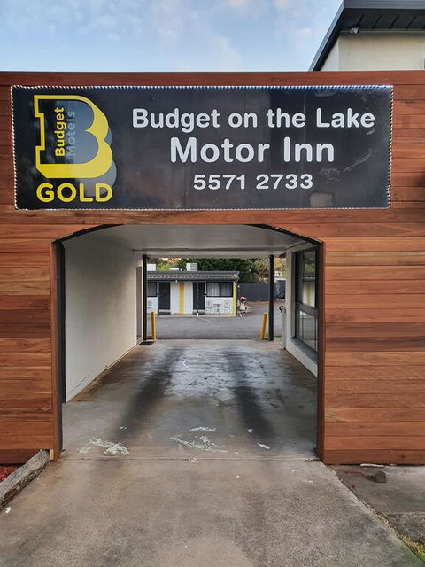 Budget On The Lake - Accommodation 4U 1