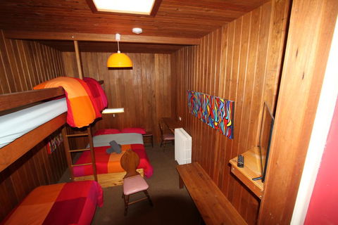 Bunkhouse Motel - Accommodation 4U 3