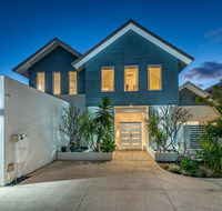 Burns Beach Bed and Shower - Accommodation 4U