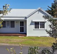 By The Beach  Catho - Accommodation 4U
